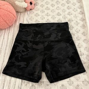 Lululemon black camo biker shorts
